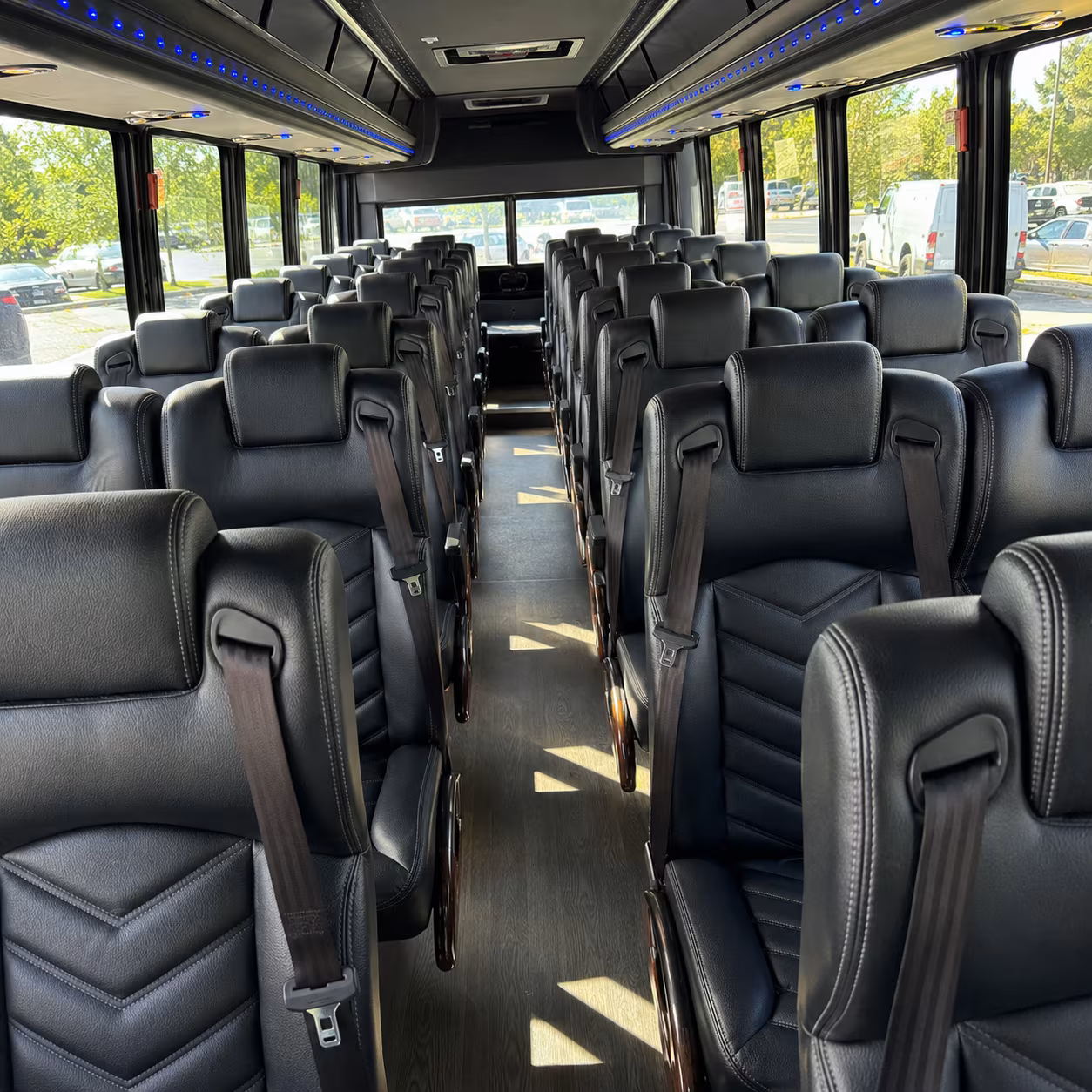 Fort Myers Airport Shuttle & Transportation party bus exterior