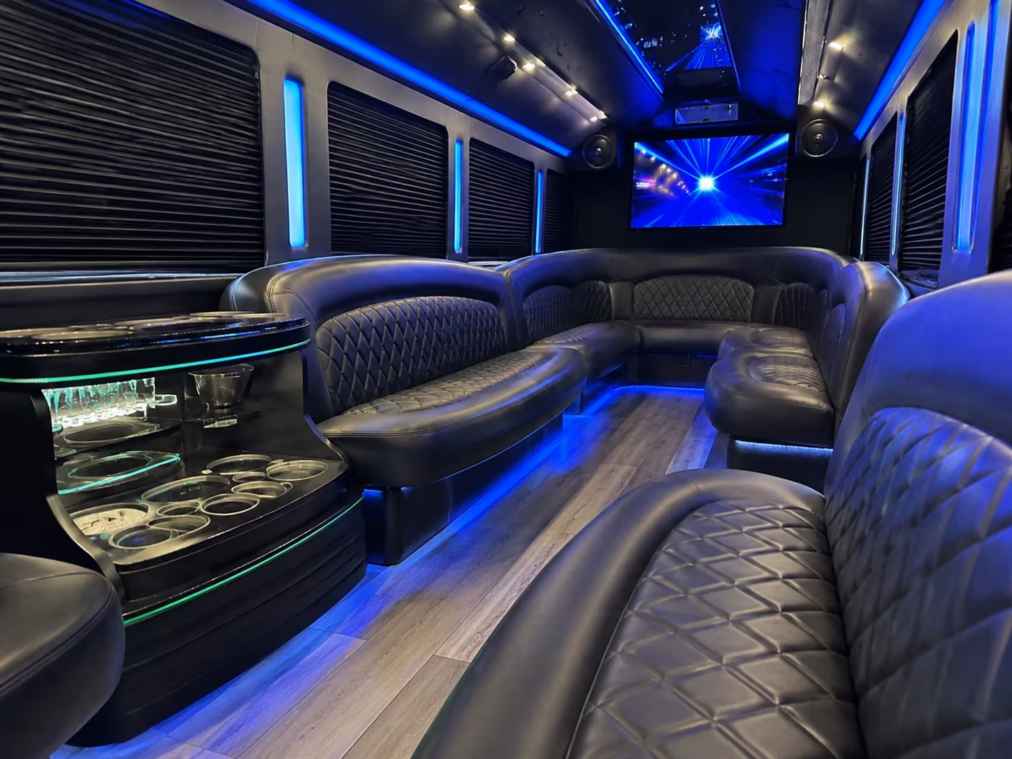 Fort Myers Birthday, Sweet 16, & Quinceañera Transportation group transportation