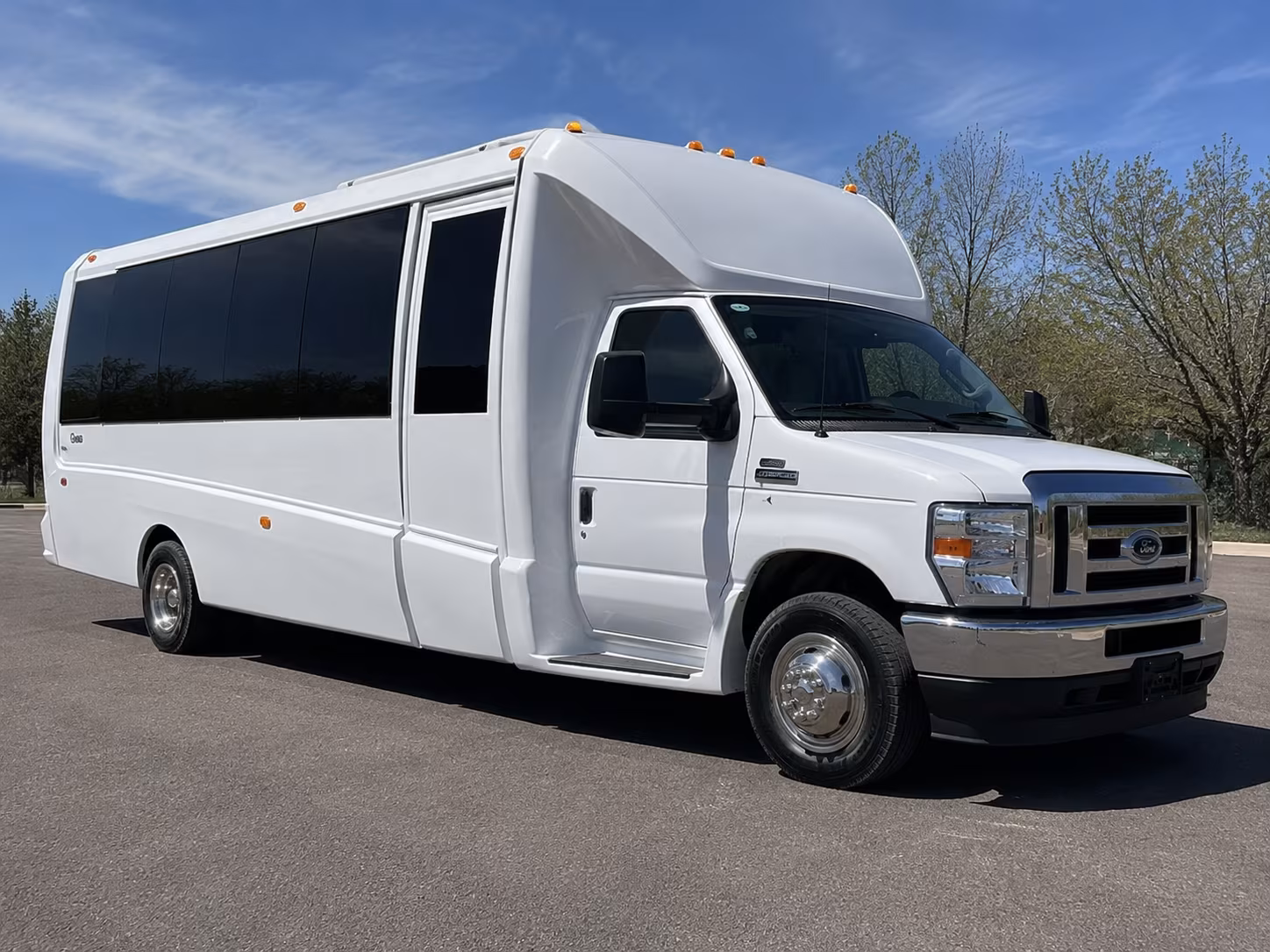 Fort Myers Concert & Music Festival Transportation party bus exterior