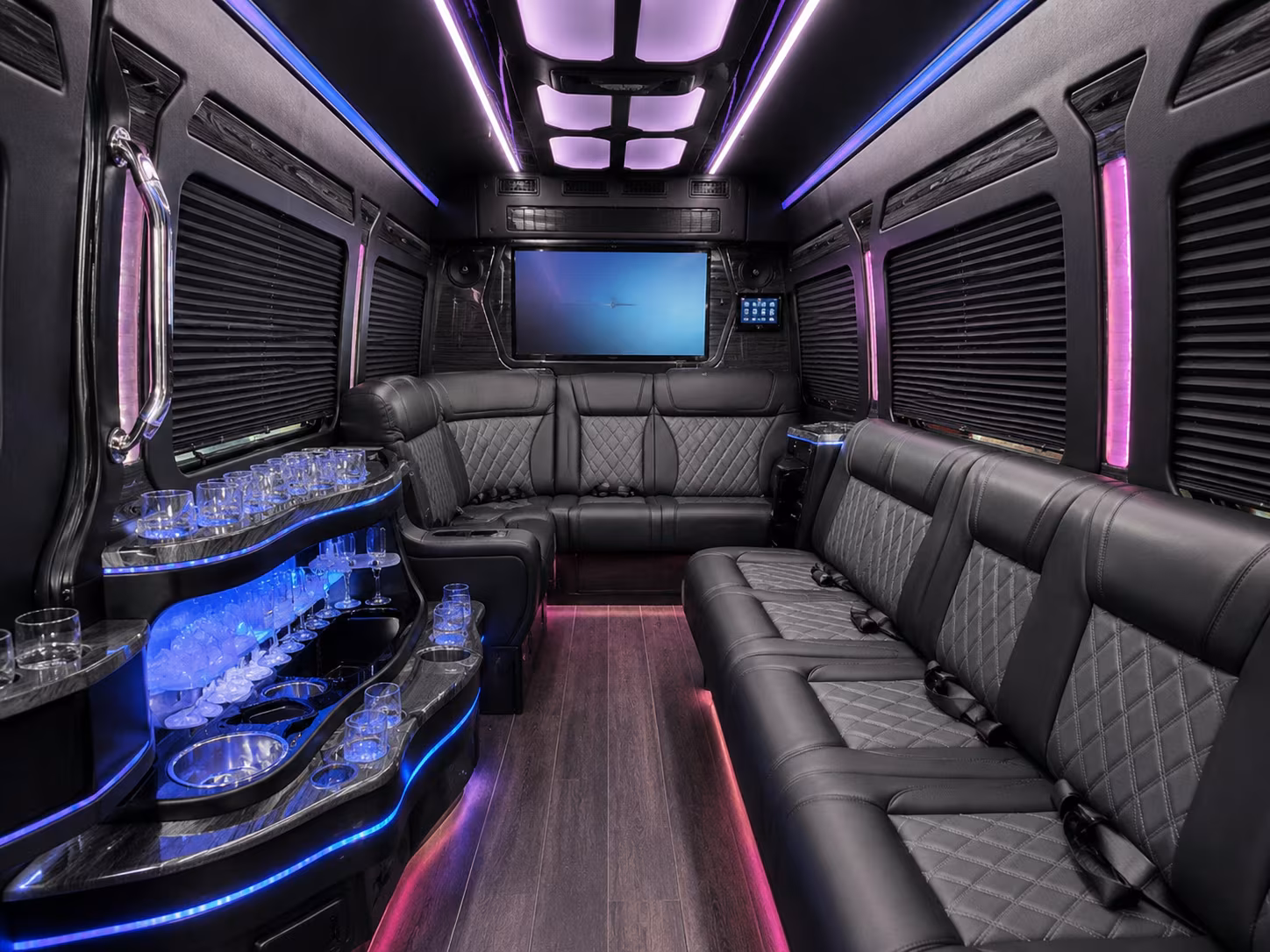 Fort Myers Corporate Transportation party bus exterior