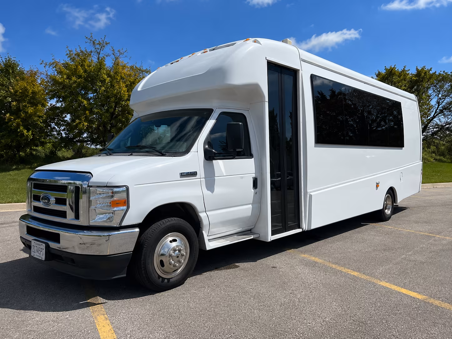 Fort Myers Prom & Homecoming Transportation party bus exterior