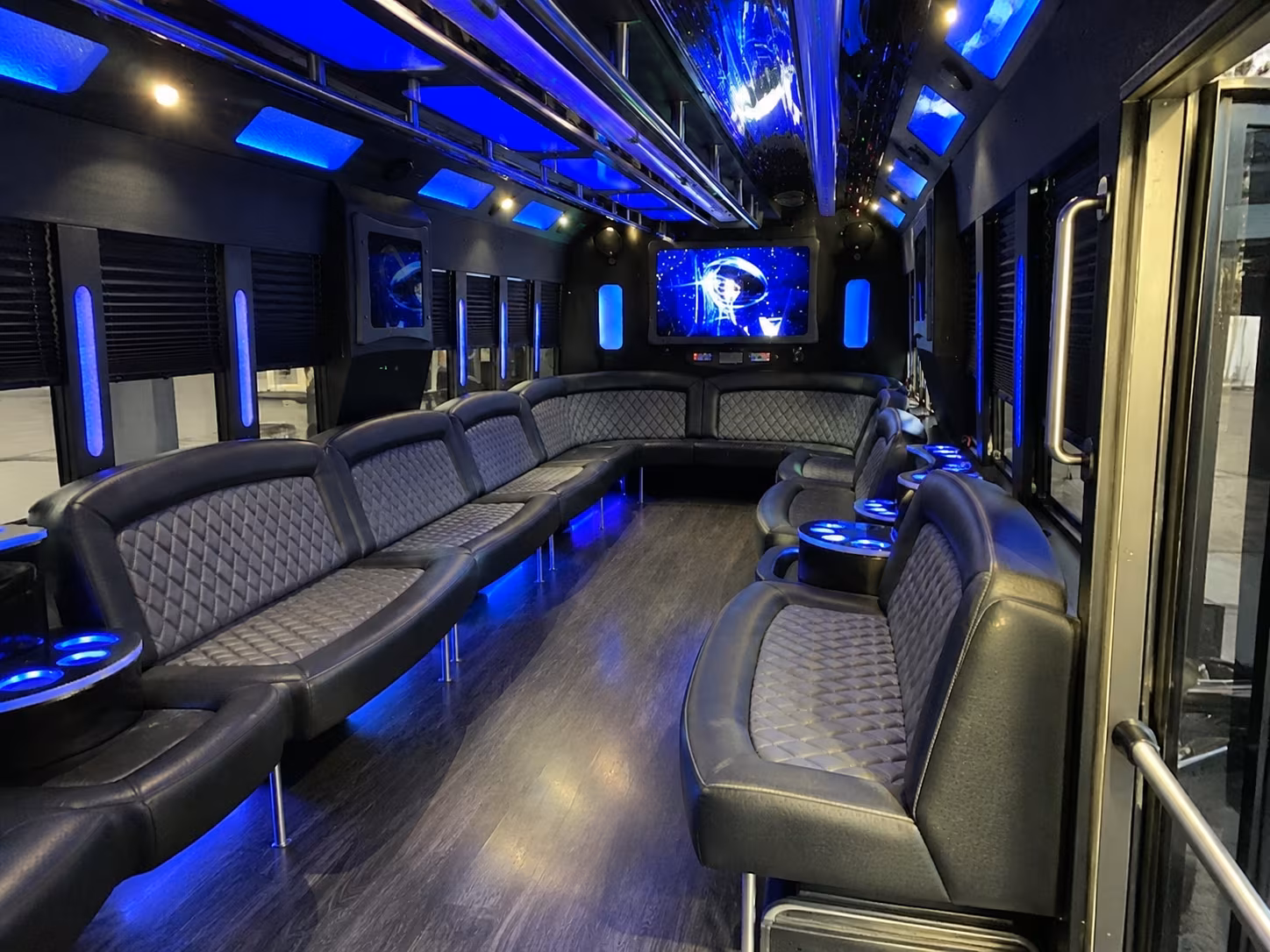 Fort Myers Prom & Homecoming Transportation onboard seating