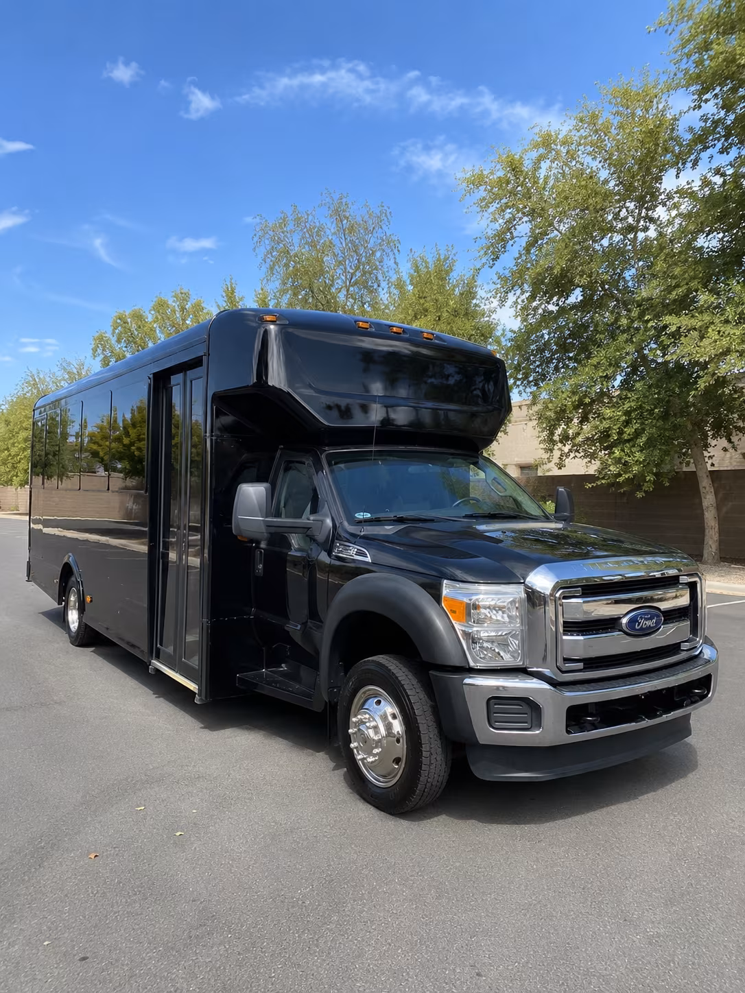 Fort Myers Sporting Event Transportation party bus exterior