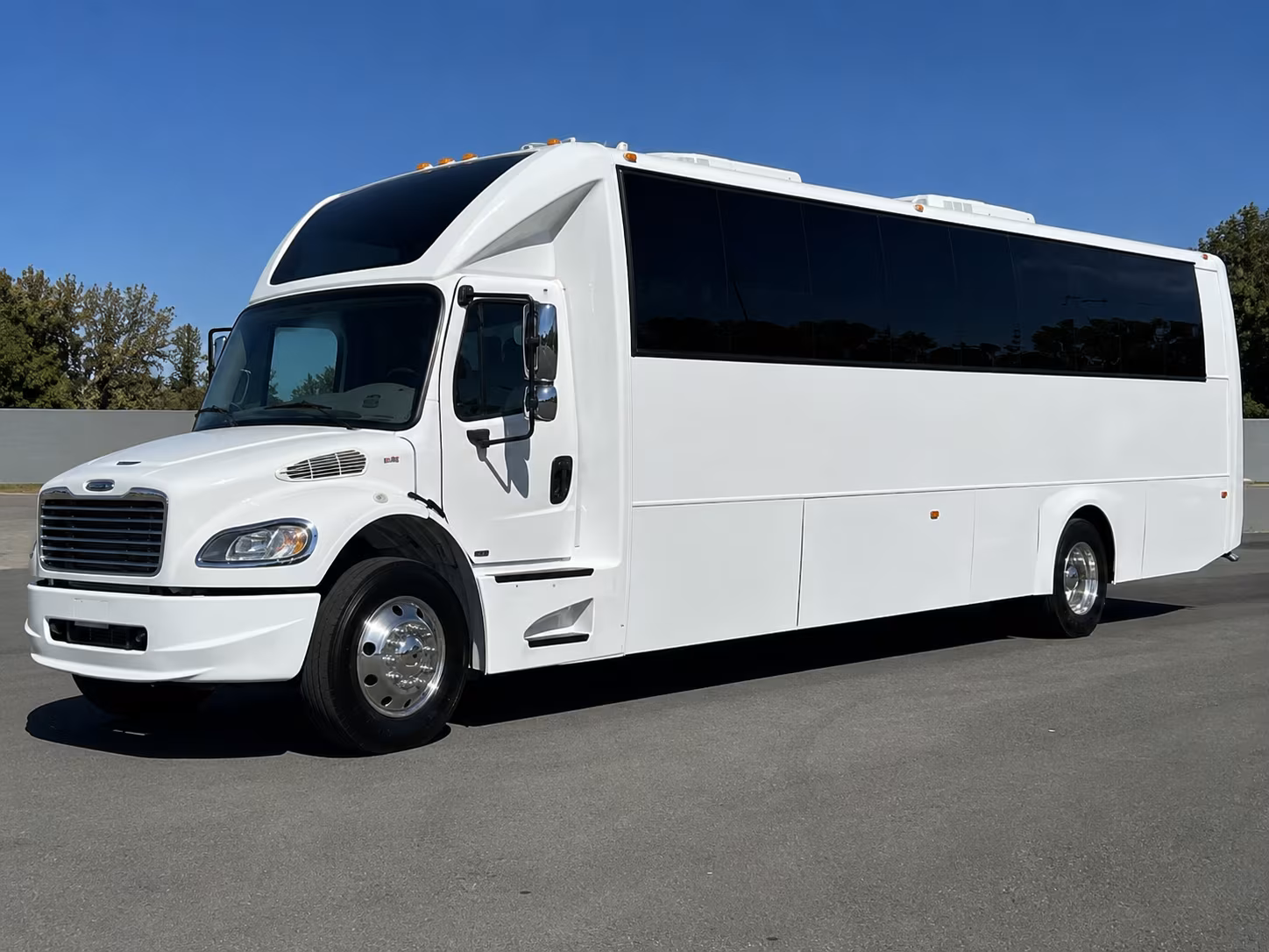 Fort Myers Winery Tour & Pub Crawl Transportation party bus exterior