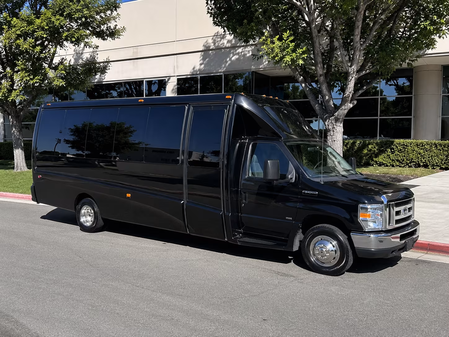 Fort Myers Winery Tour & Pub Crawl Transportation party bus interior