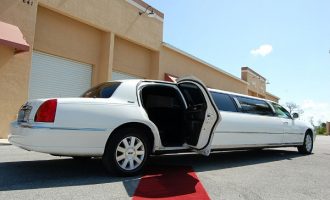 lincoln stretch limo rentals